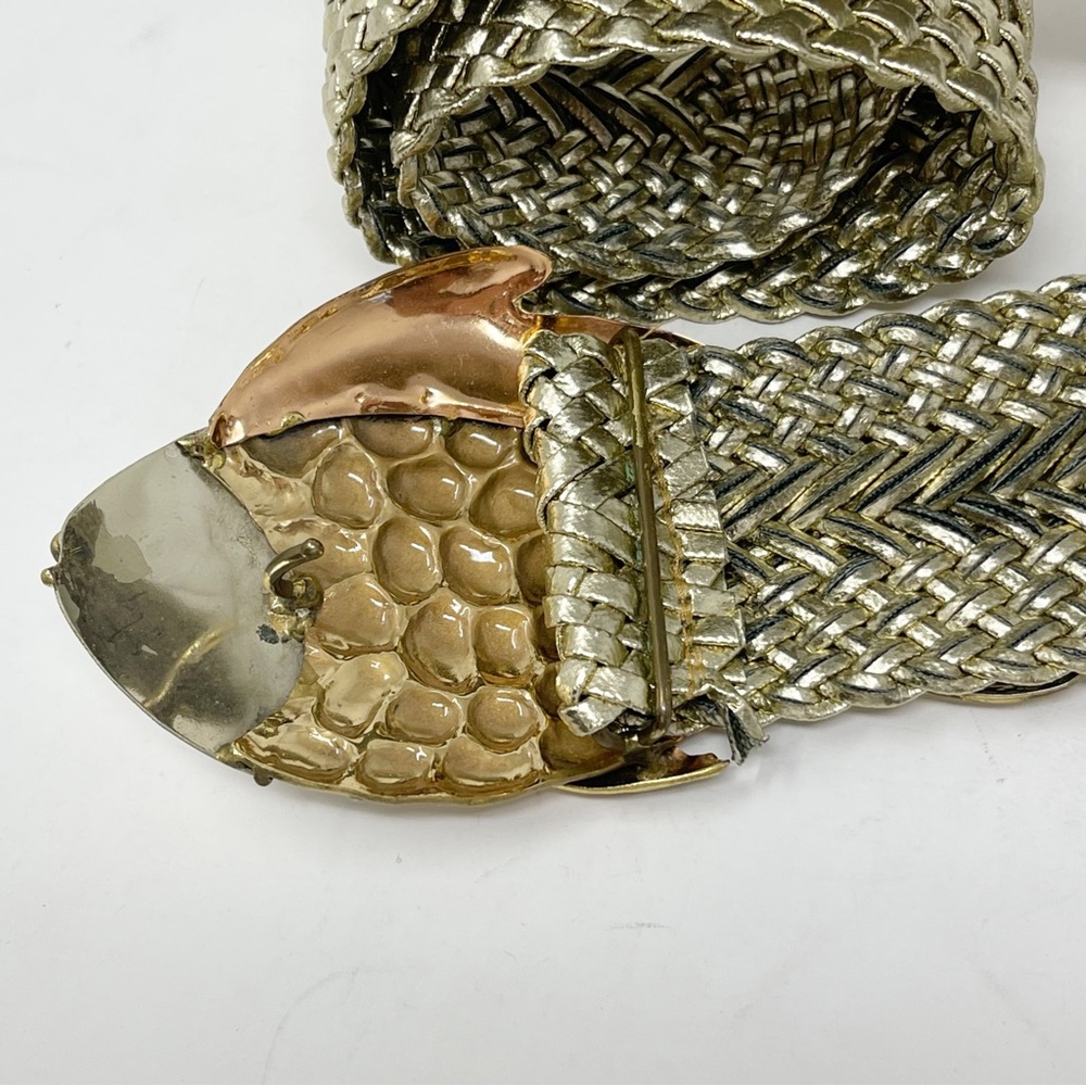 OOAK Vintage Women’s Gold Tone Brass Fish Buckle Woven Leather Belt Adjustable - Picture 5 of 8